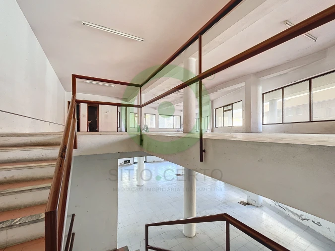 Loja para Venda em Madalena e Samaiões Foto 6