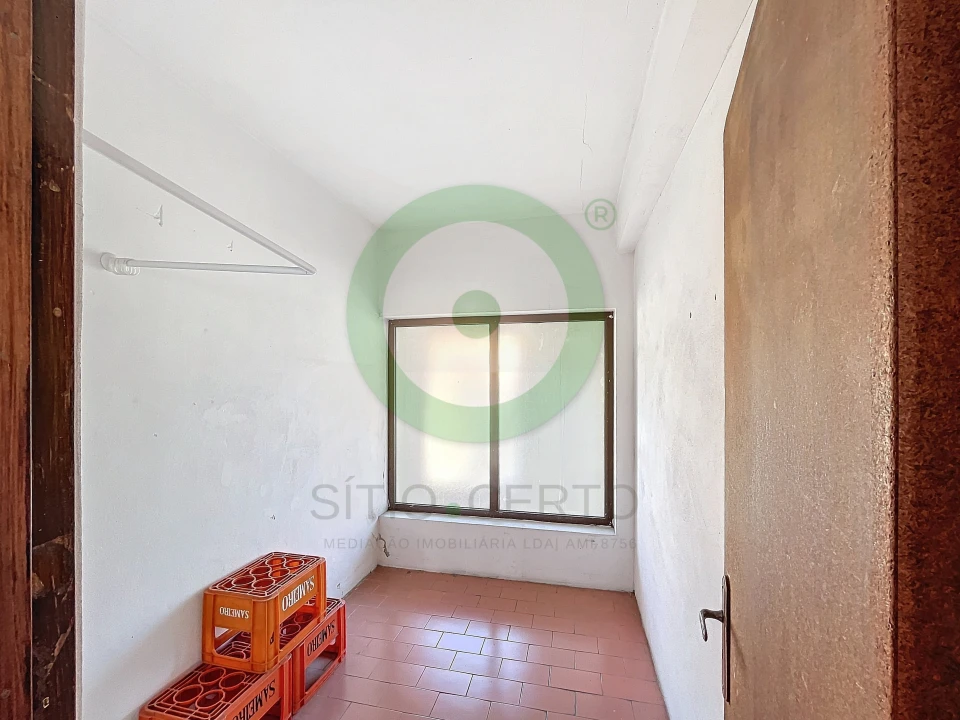 Loja para Venda em Madalena e Samaiões Foto 10