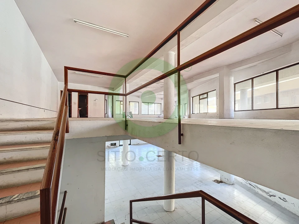 Loja para Venda em Madalena e Samaiões Foto 6