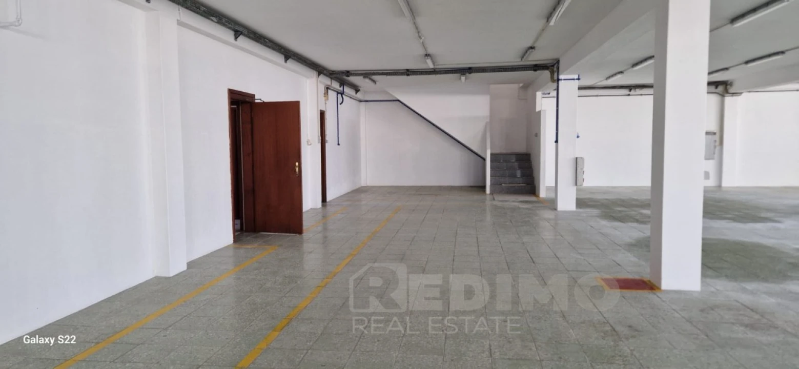 Armazém para Arrendamento em São João da Madeira Foto 6