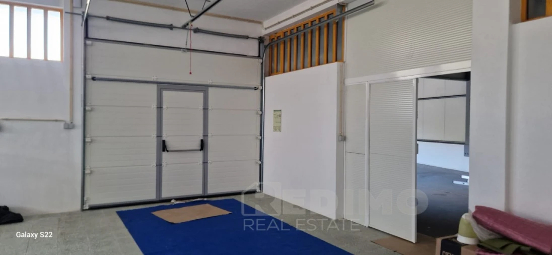 Armazém para Arrendamento em São João da Madeira Foto 7