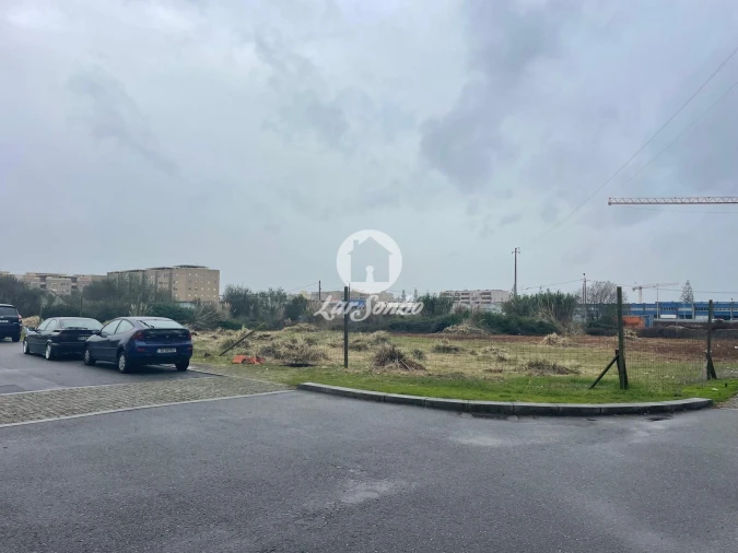 Terreno P/ Prédio para Venda em Vila do Conde Foto 14