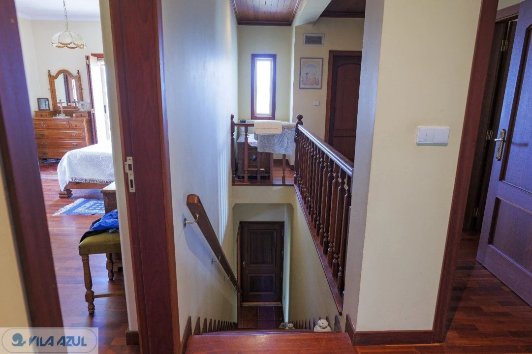 Quinta T4 para Venda em Vila Marim Foto 15