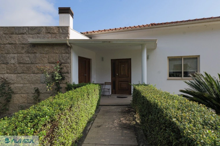 Quinta T4 para Venda em Vila Marim Foto 5