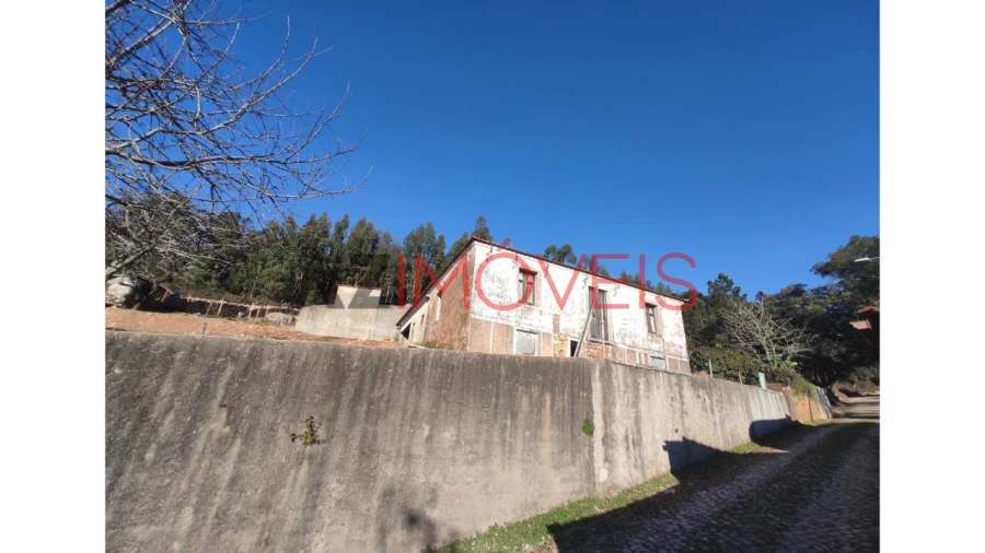 Moradia T3 para Venda em Cumeeira Foto 7