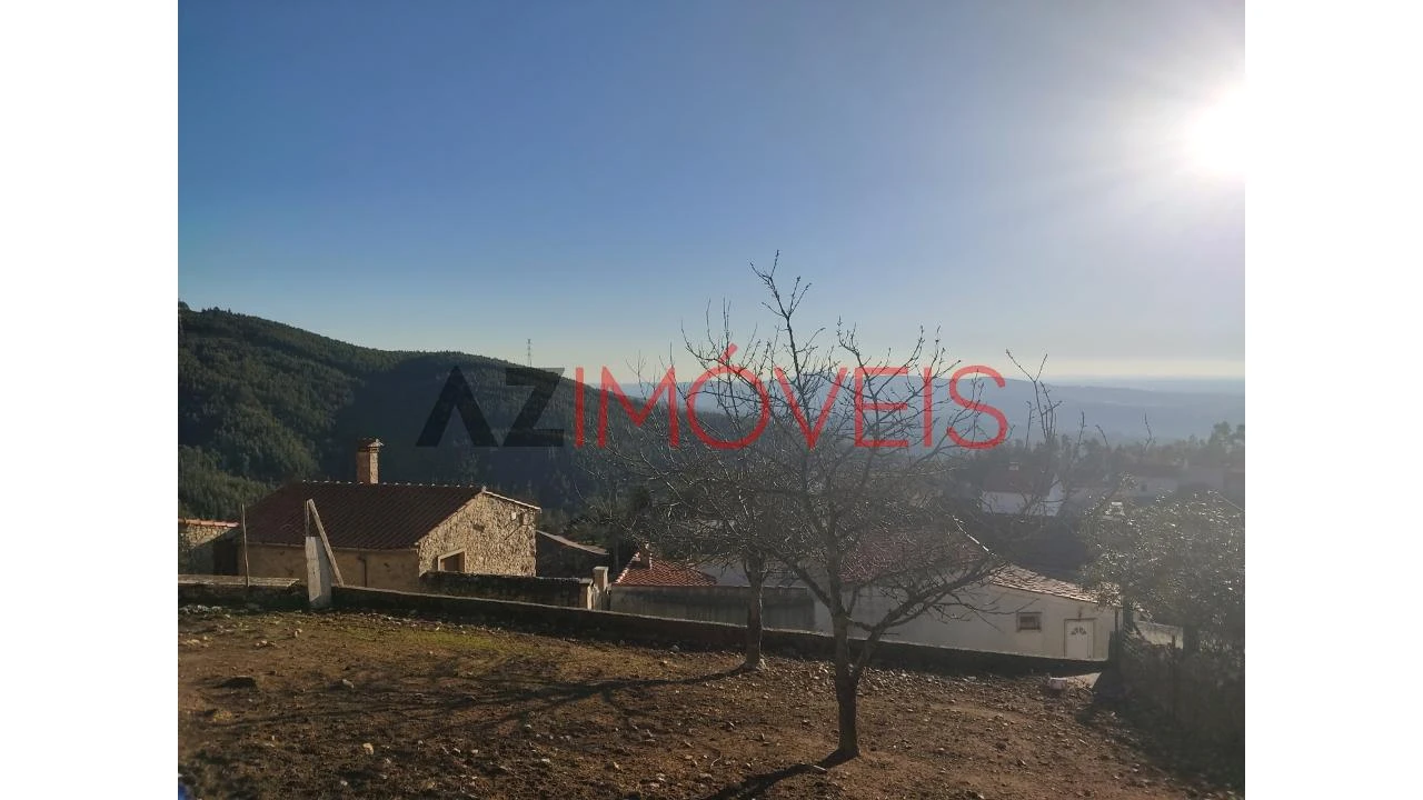 Moradia T3 para Venda em Cumeeira Foto 13