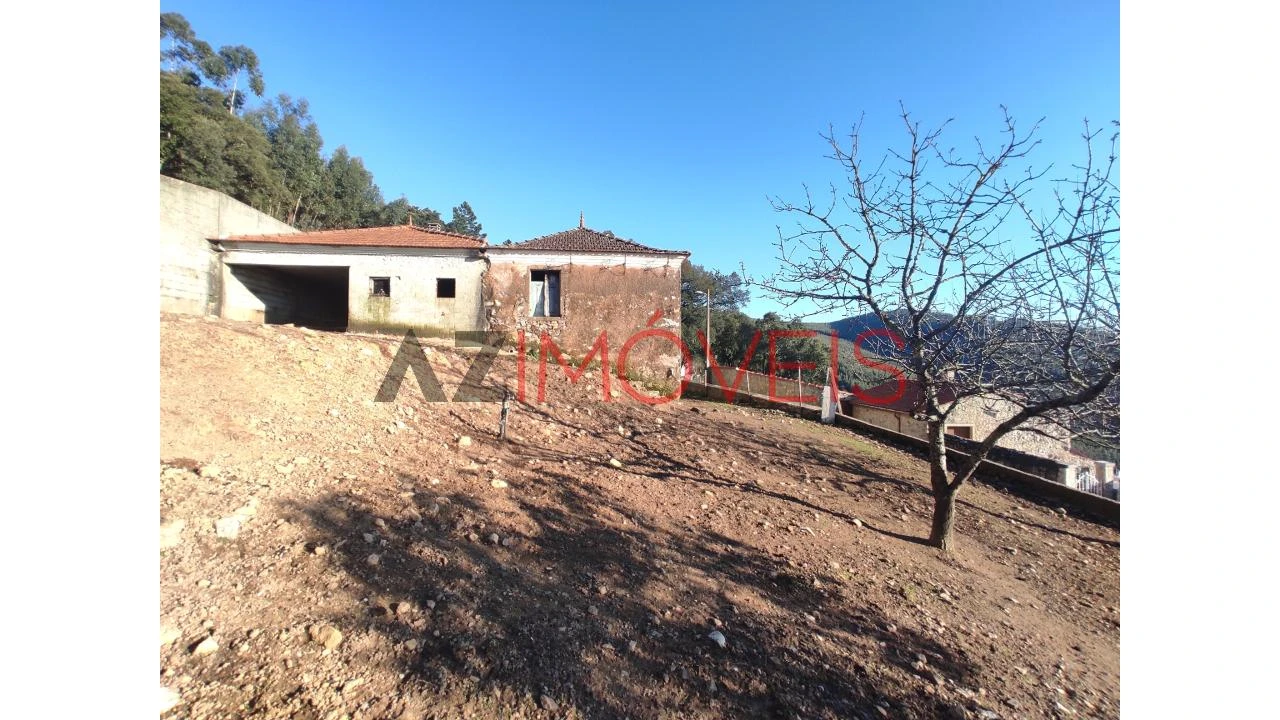 Moradia T3 para Venda em Cumeeira Foto 18