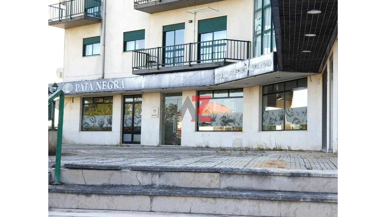 Negócio para Venda em Parceiros e Azoia Foto 2