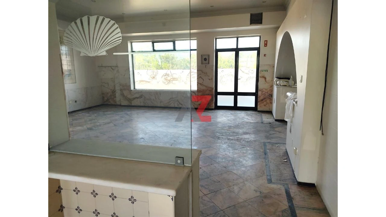 Negócio para Venda em Parceiros e Azoia Foto 5