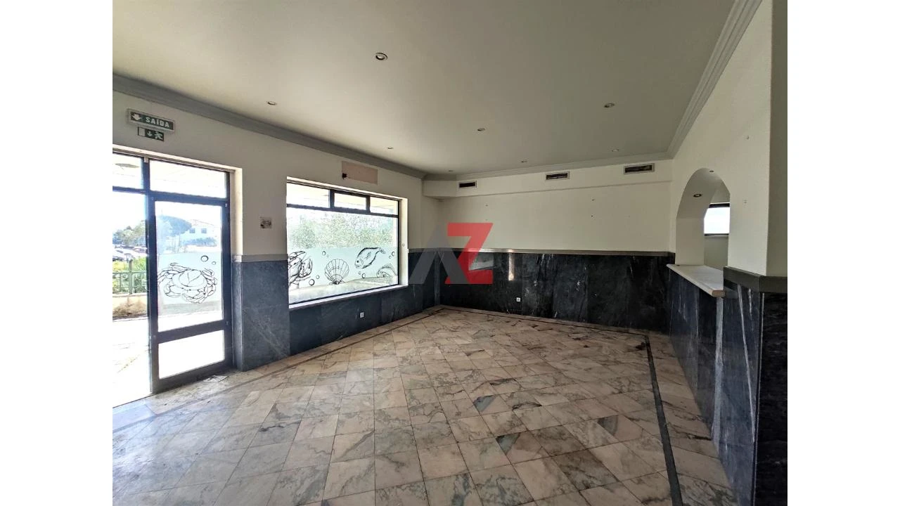 Negócio para Venda em Parceiros e Azoia Foto 15