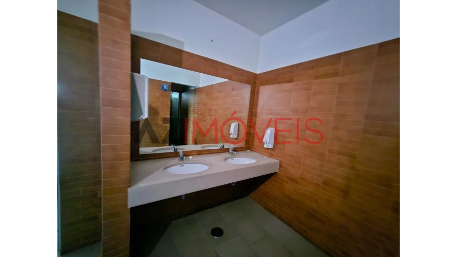 Armazém para Venda em Atouguia Foto 6