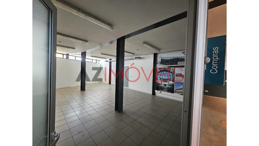 Armazém para Venda em Atouguia Foto 18