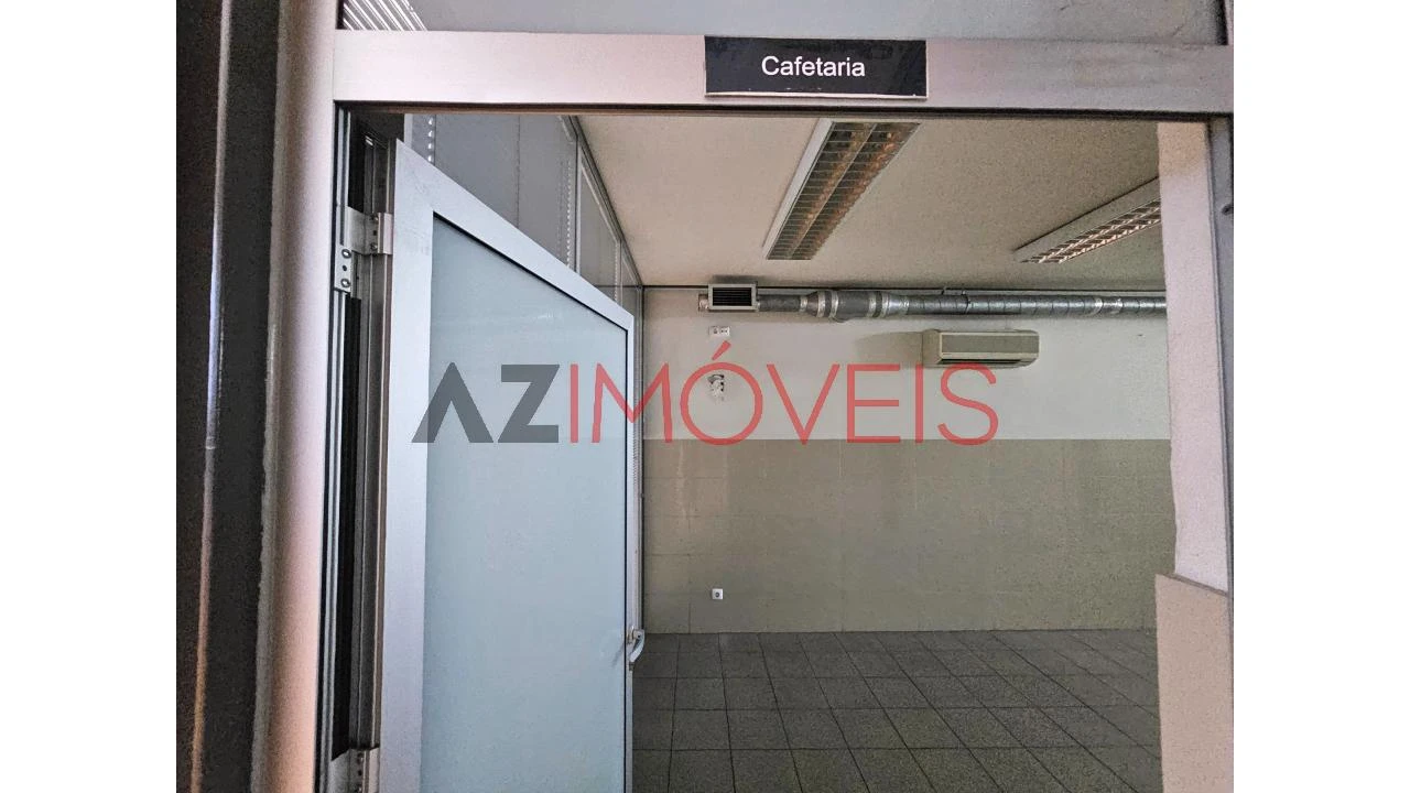 Armazém para Venda em Atouguia Foto 19