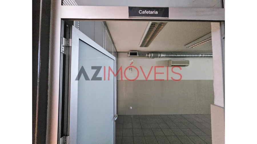 Armazém para Arrendamento em Atouguia Foto 19