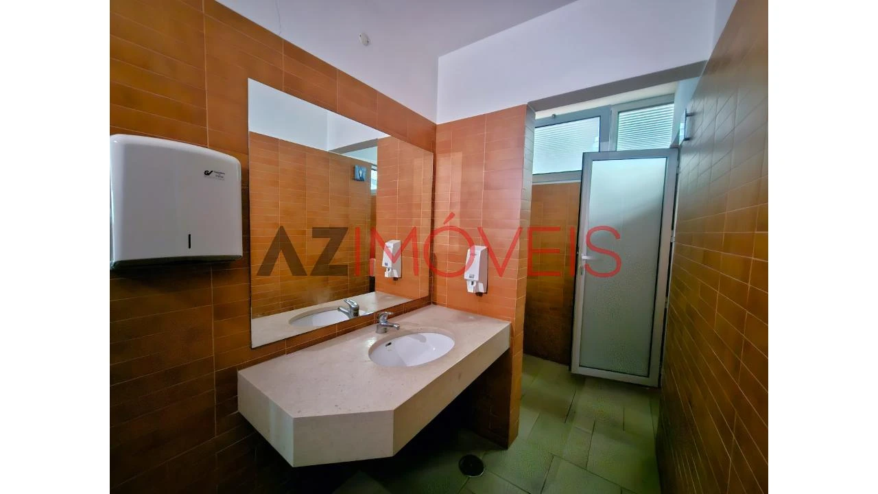 Armazém para Arrendamento em Atouguia Foto 30