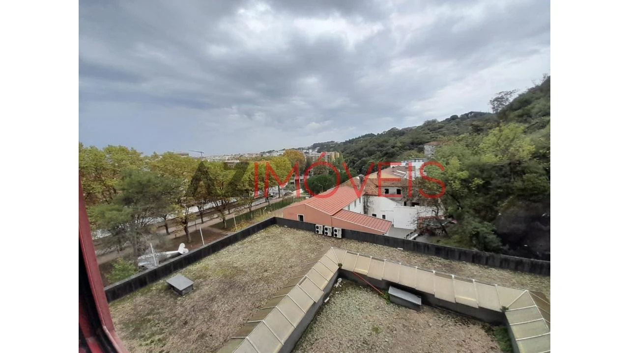 Escritório para Venda em Leiria, Pousos, Barreira e Cortes Foto 7