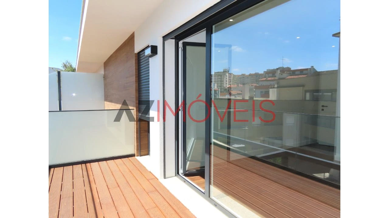 Moradia T4 para Venda em Leiria, Pousos, Barreira e Cortes Foto 16