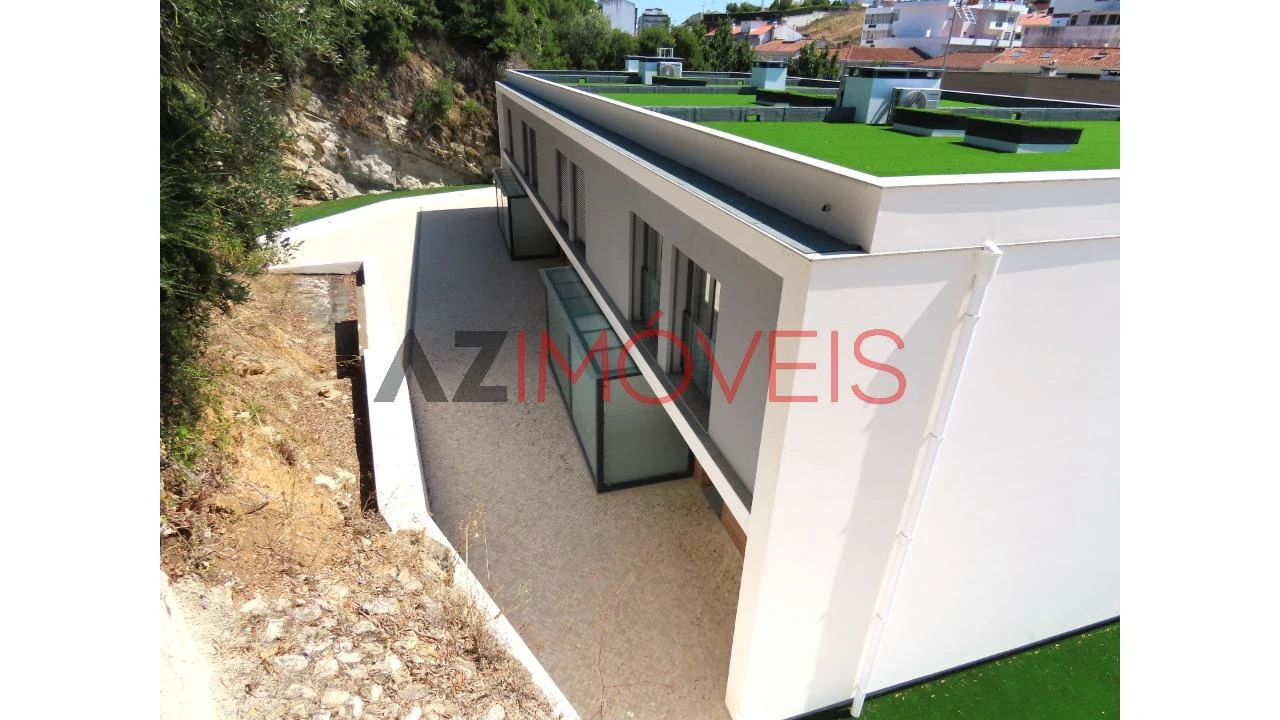 Moradia T4 para Venda em Leiria, Pousos, Barreira e Cortes Foto 39