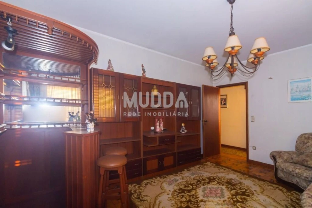 Moradia T5 para Venda em Milheiros de Poiares Foto 6