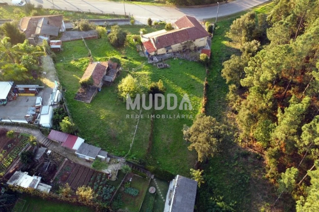 Moradia T5 para Venda em Milheiros de Poiares Foto 8