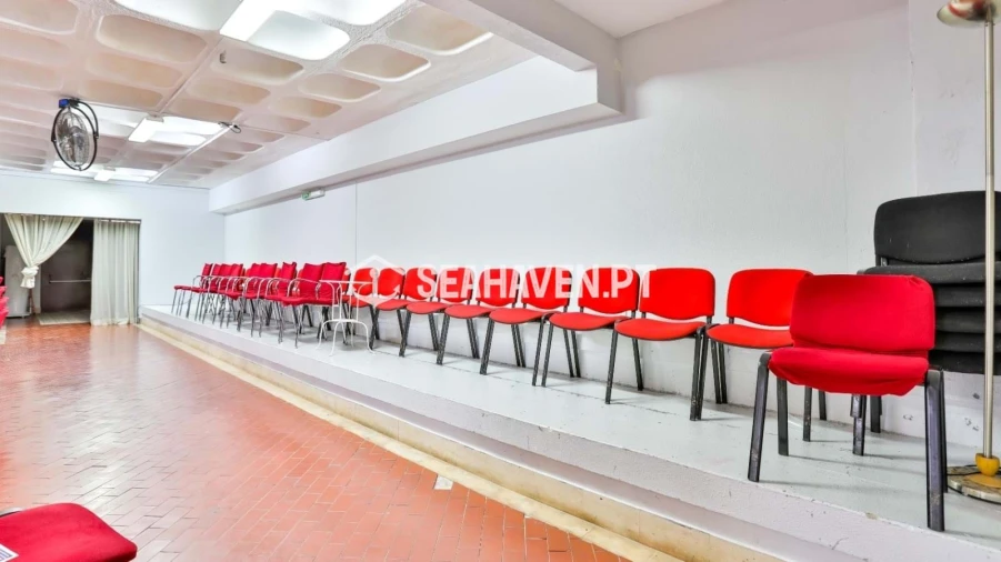 Negócio para Arrendamento em Quarteira Foto 8