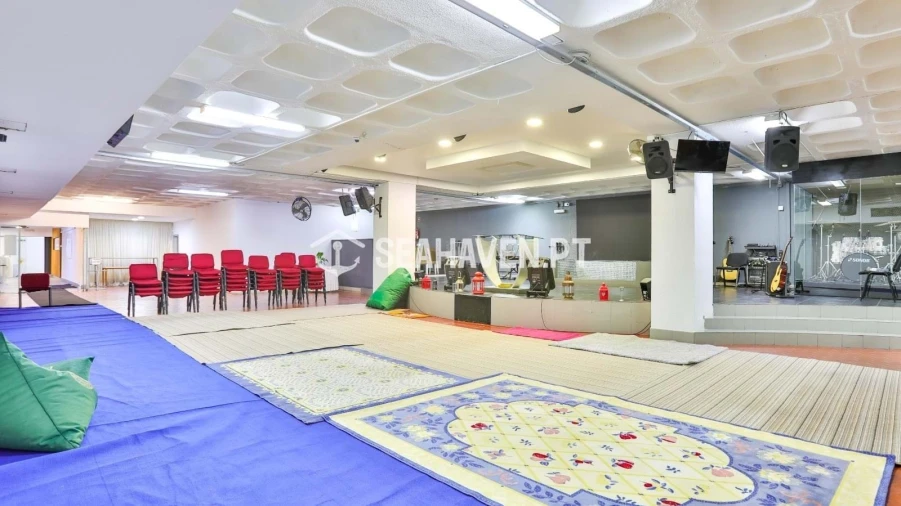 Negócio para Arrendamento em Quarteira