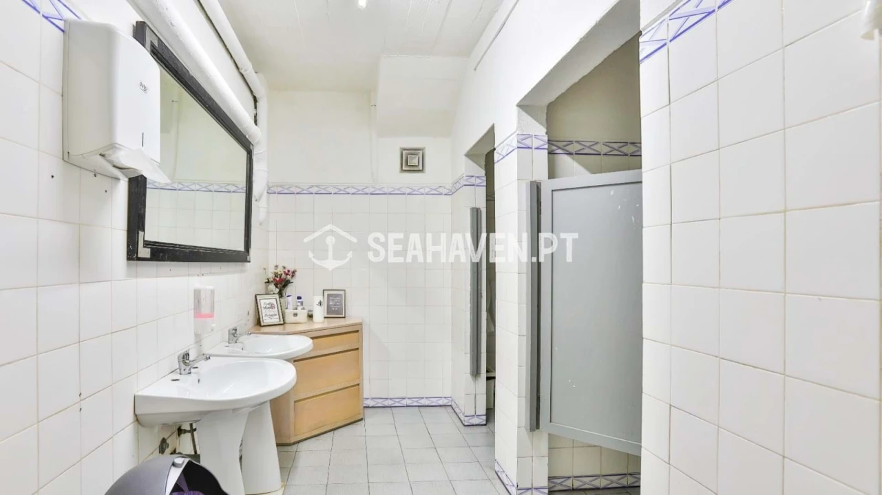 Negócio para Arrendamento em Quarteira Foto 13