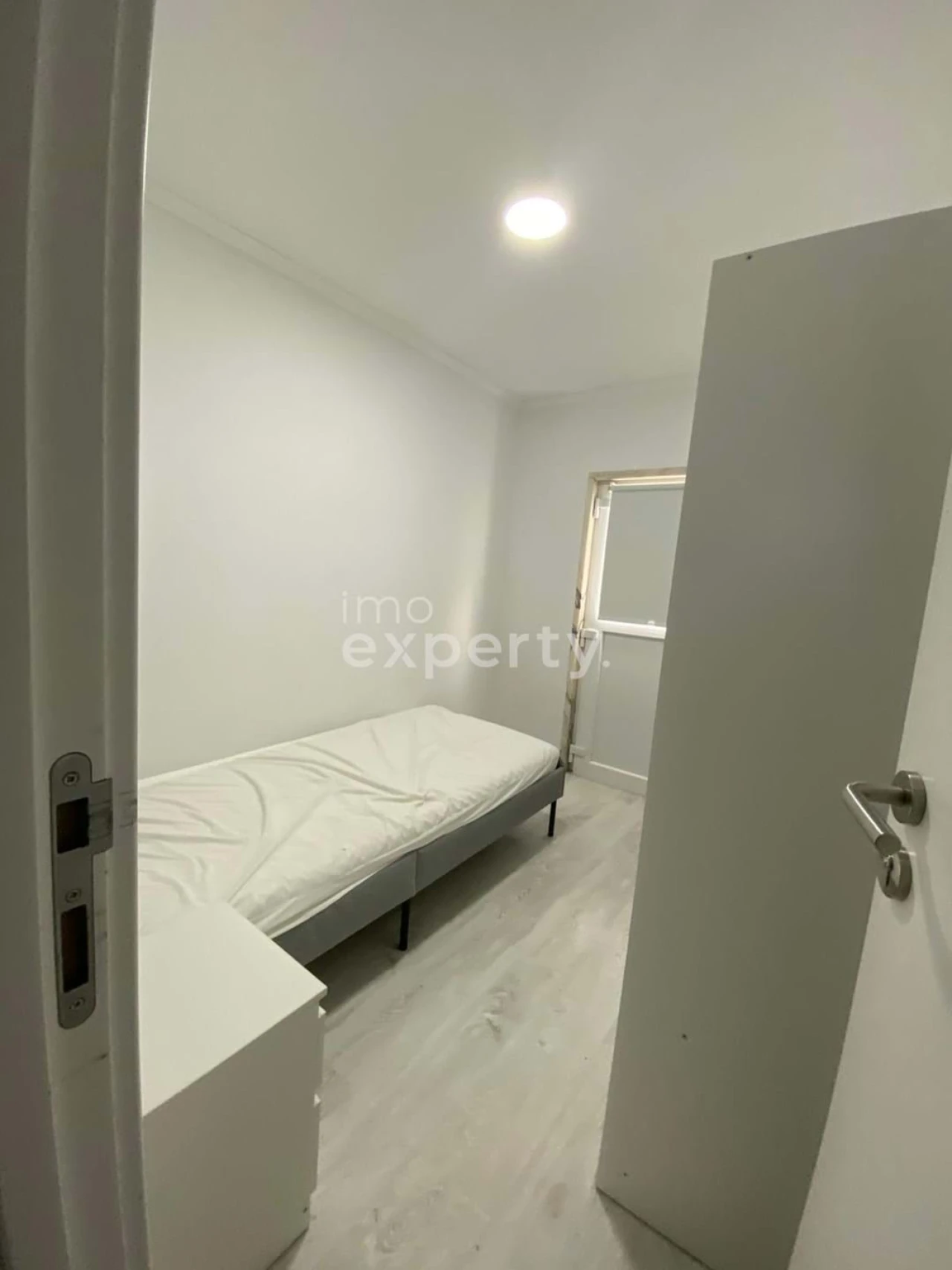 Moradia T9 para Venda em Ajuda Foto 11