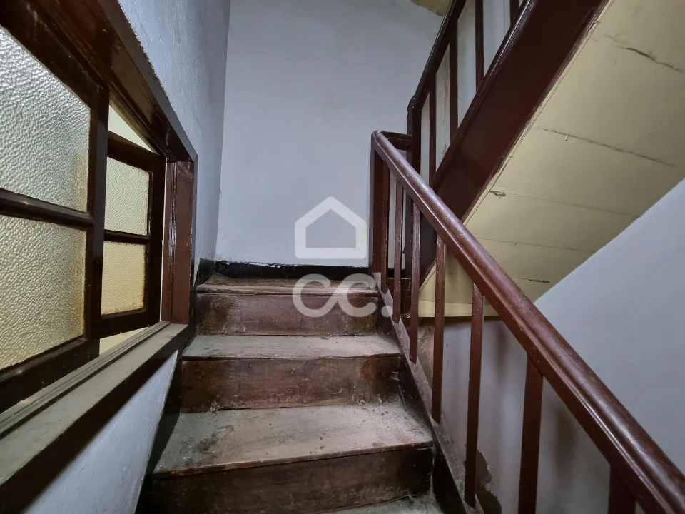 Prédio para Venda em Santa Maria Maior Foto 11