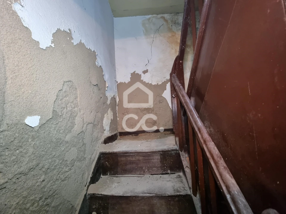 Prédio para Venda em Santa Maria Maior Foto 8