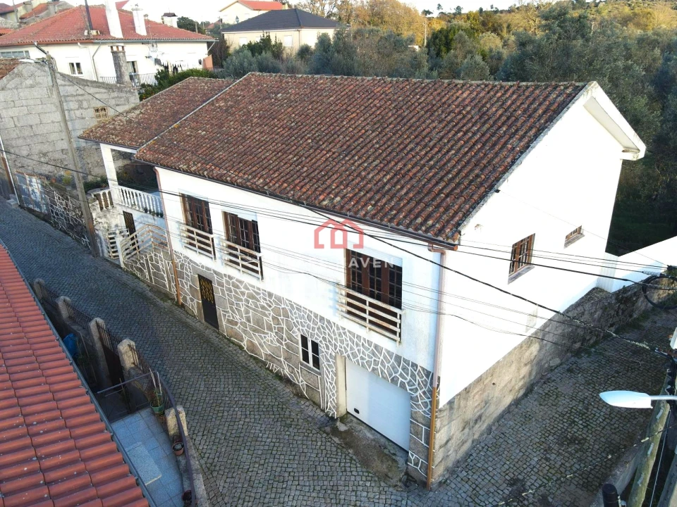 Moradia T2 para Venda em Abrunhosa-A-Velha Foto 17