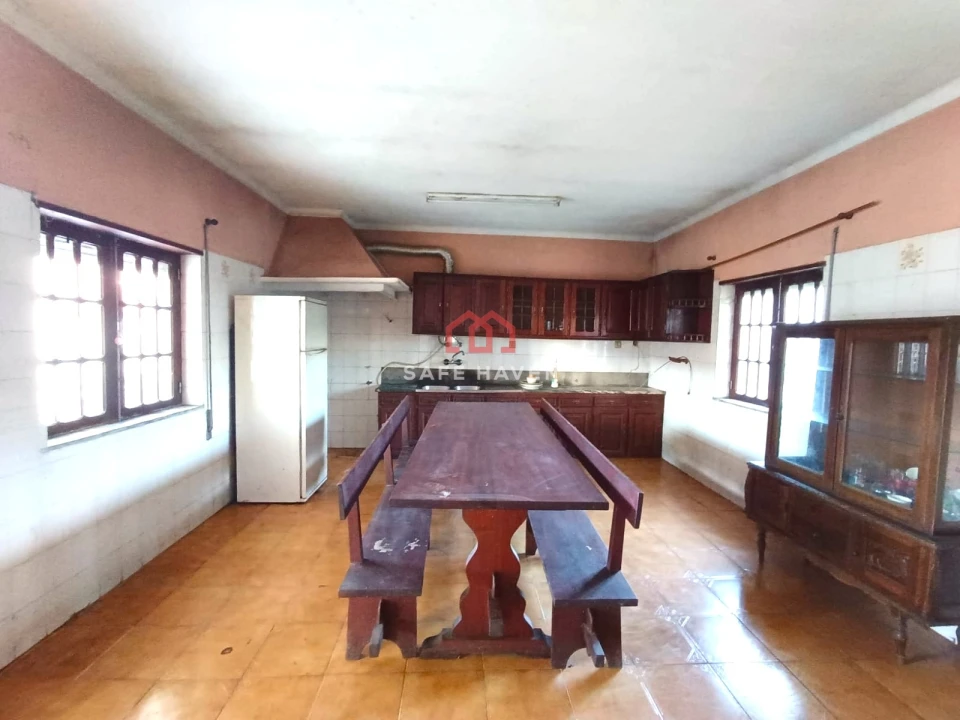 Moradia T2 para Venda em Abrunhosa-A-Velha Foto 6