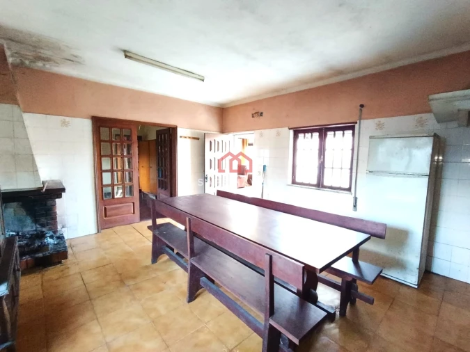 Moradia T2 para Venda em Abrunhosa-A-Velha Foto 7