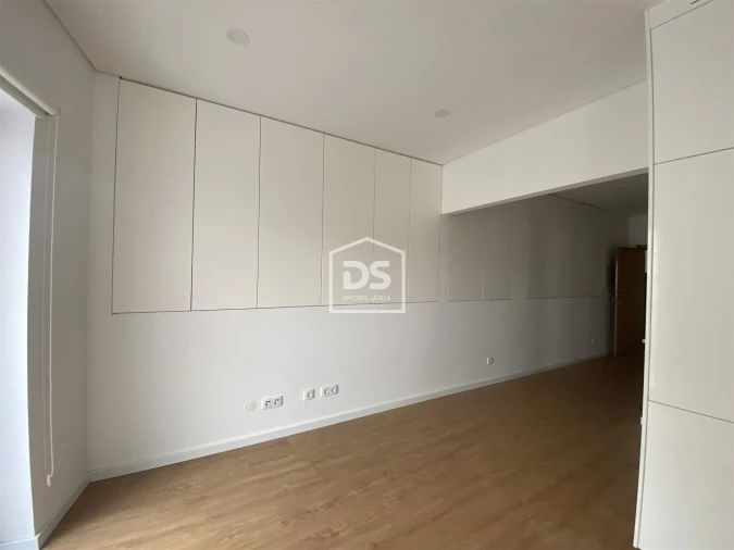 Apartamento T2 para Venda em Guarda Foto 5