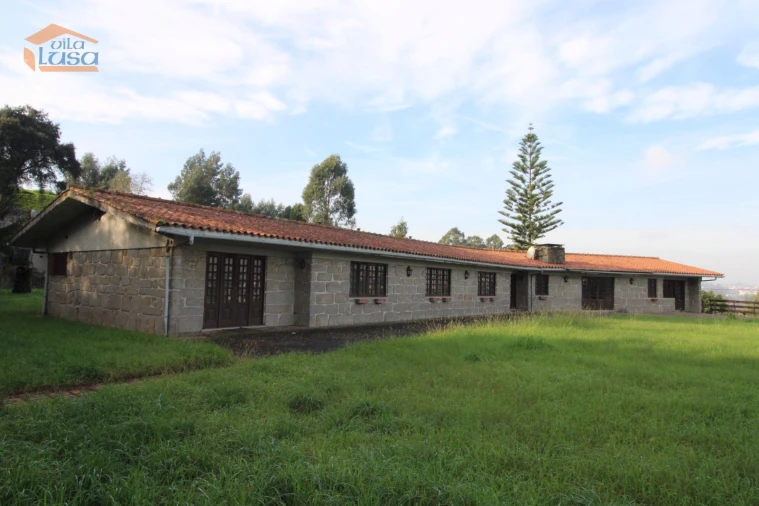 Quinta T5 para Venda em Oliveira do Douro Foto 3