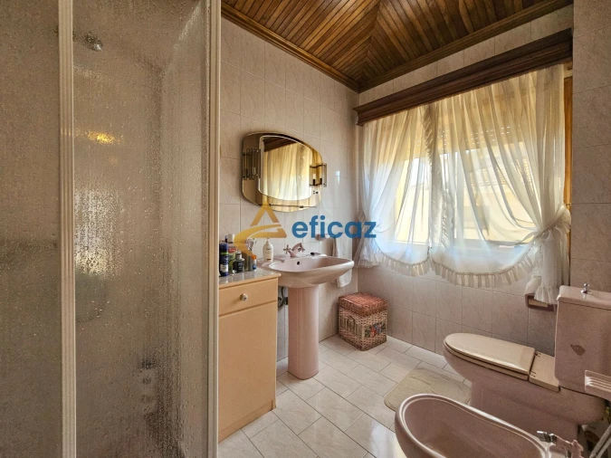 Apartamento T4 para Venda em Carvalhosa Foto 23