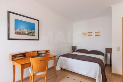 Apartamento T1 para Venda em Quarteira