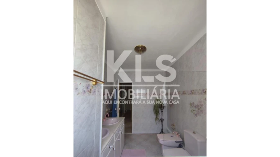 Apartamento T3 para Venda em Buarcos Foto 16