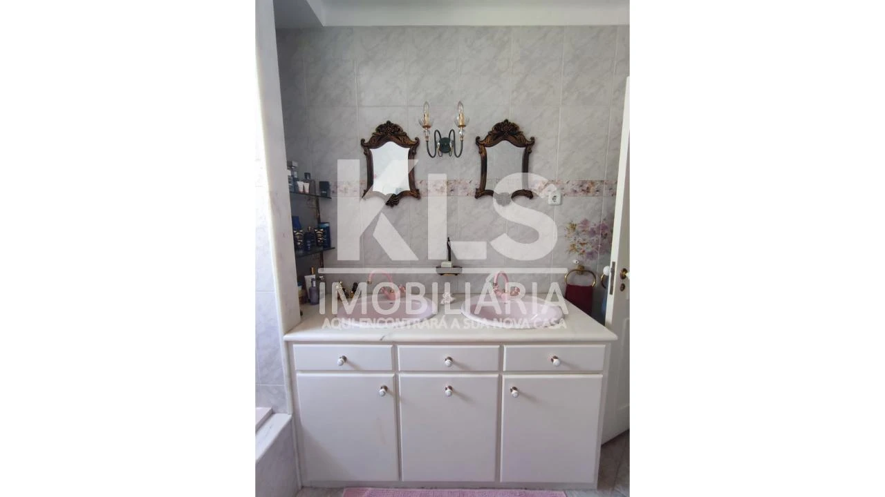 Apartamento T3 para Venda em Buarcos Foto 17