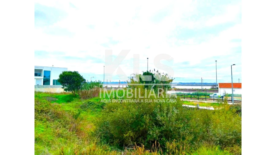 Terreno para Venda em Vila Verde Foto 3