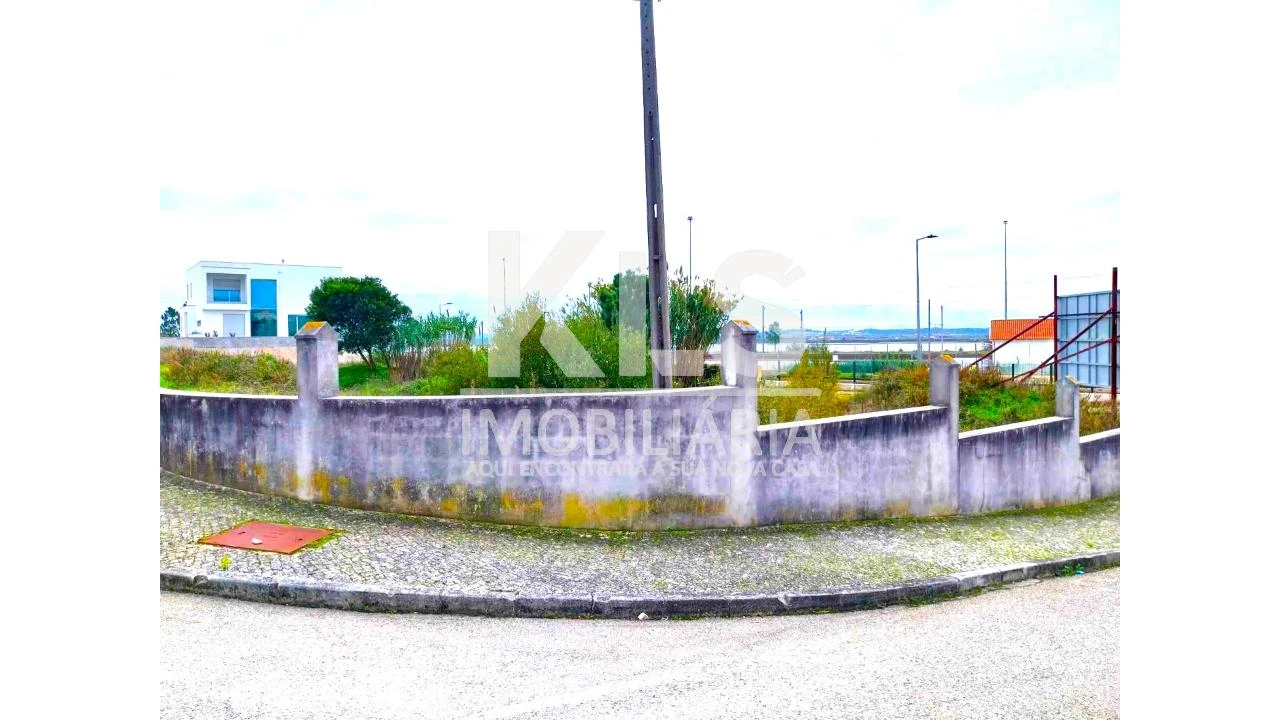 Terreno para Venda em Vila Verde Foto 1