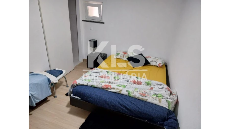 Moradia T2 para Venda em Alqueidão Foto 8