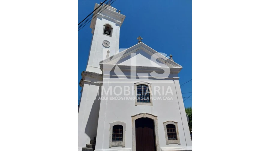 Moradia T2 para Venda em Alqueidão Foto 13