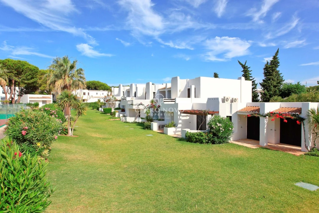 Apartamento T2 para Venda em Albufeira e Olhos de Água Foto 2
