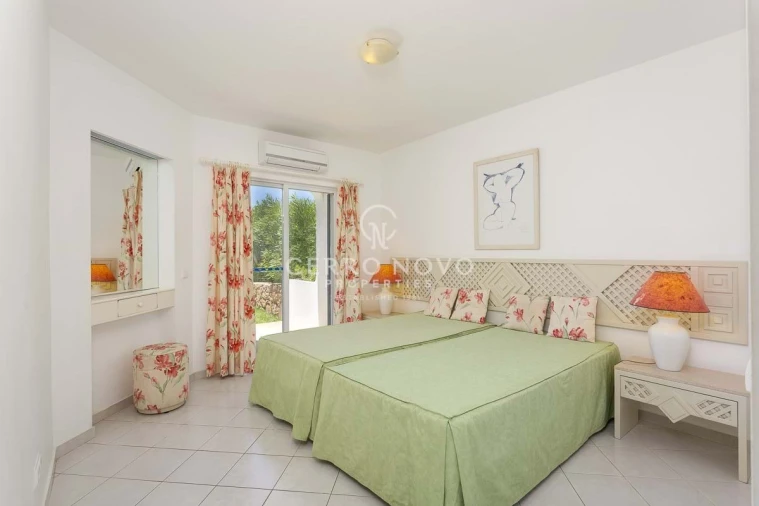 Apartamento T2 para Venda em Albufeira e Olhos de Água Foto 15
