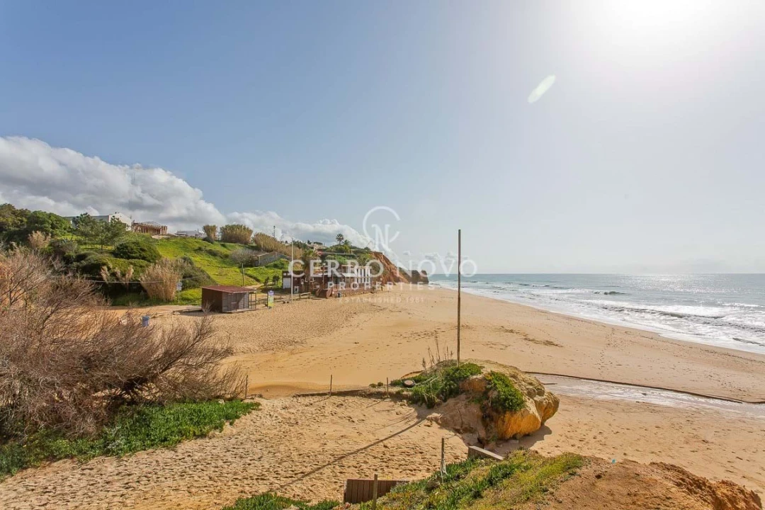 Apartamento T2 para Venda em Albufeira e Olhos de Água Foto 13