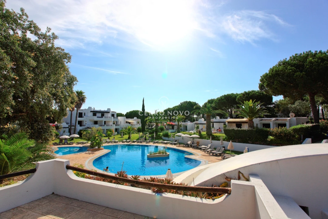 Apartamento T2 para Venda em Albufeira e Olhos de Água Foto 1