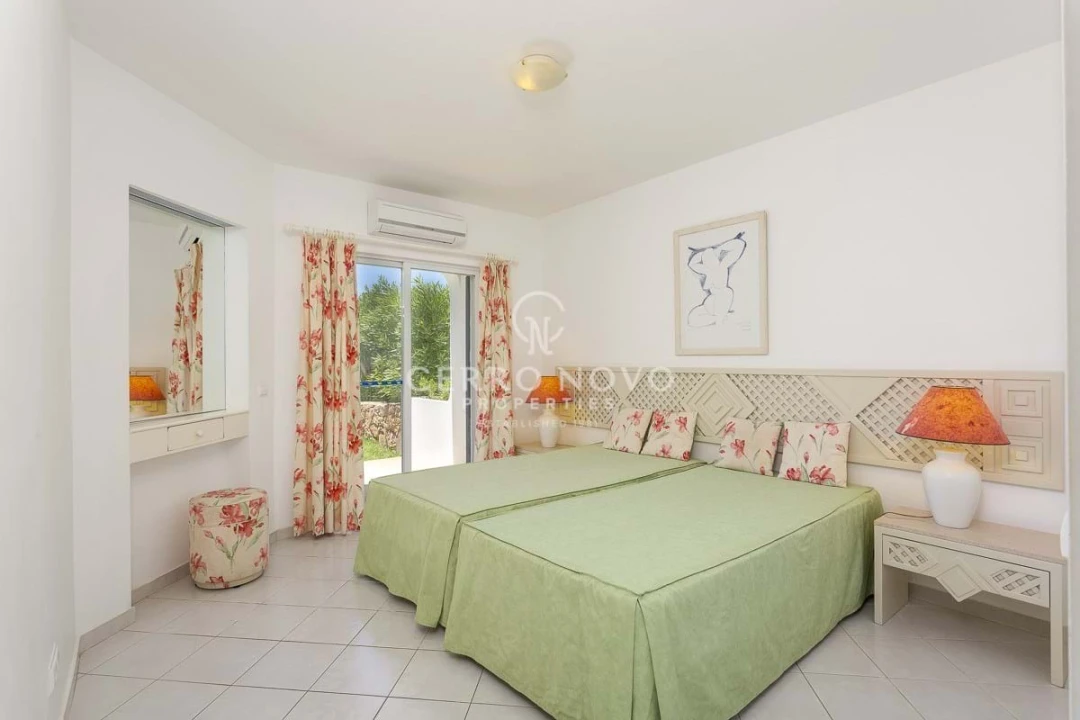 Apartamento T2 para Venda em Albufeira e Olhos de Água Foto 15