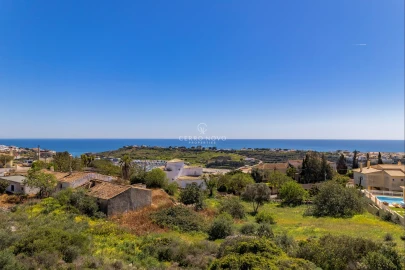 Terreno para Venda em Albufeira e Olhos de Água