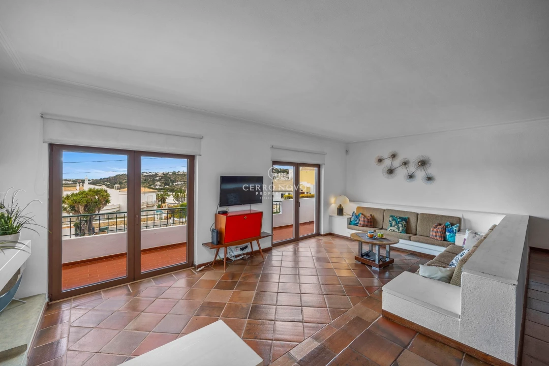 Moradia T5 para Venda em Albufeira e Olhos de Água Foto 9